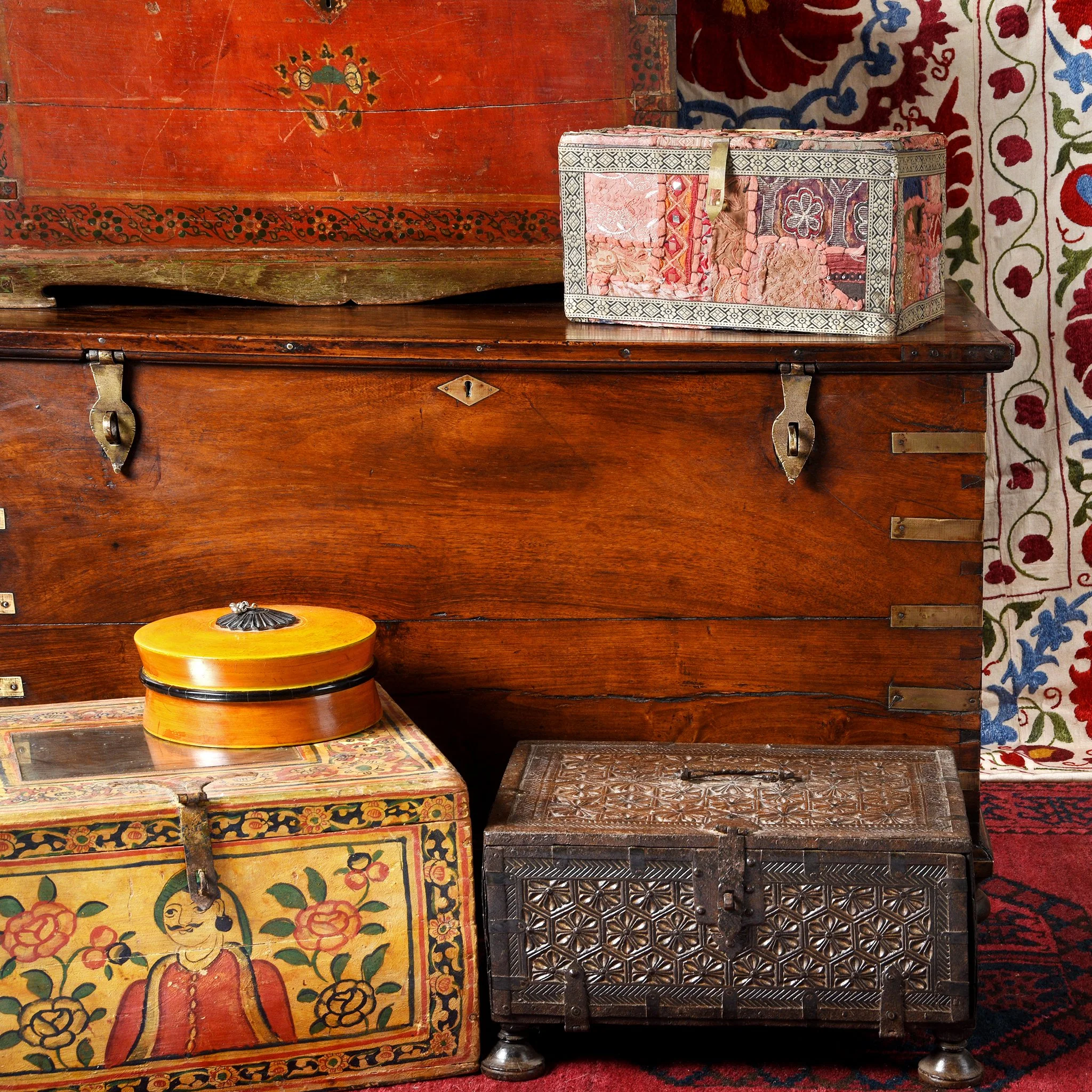 Painted Teak Jewellery Box from Rajasthan -19thC - Image 6