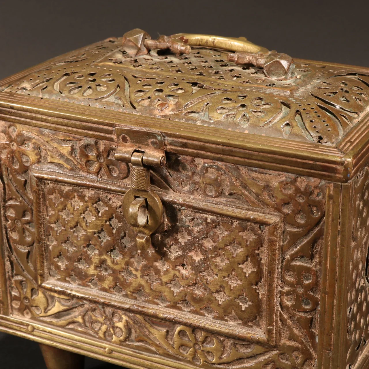 Brass Jewellery Casket from The Rann Of Kutch - 19thC - Image 2