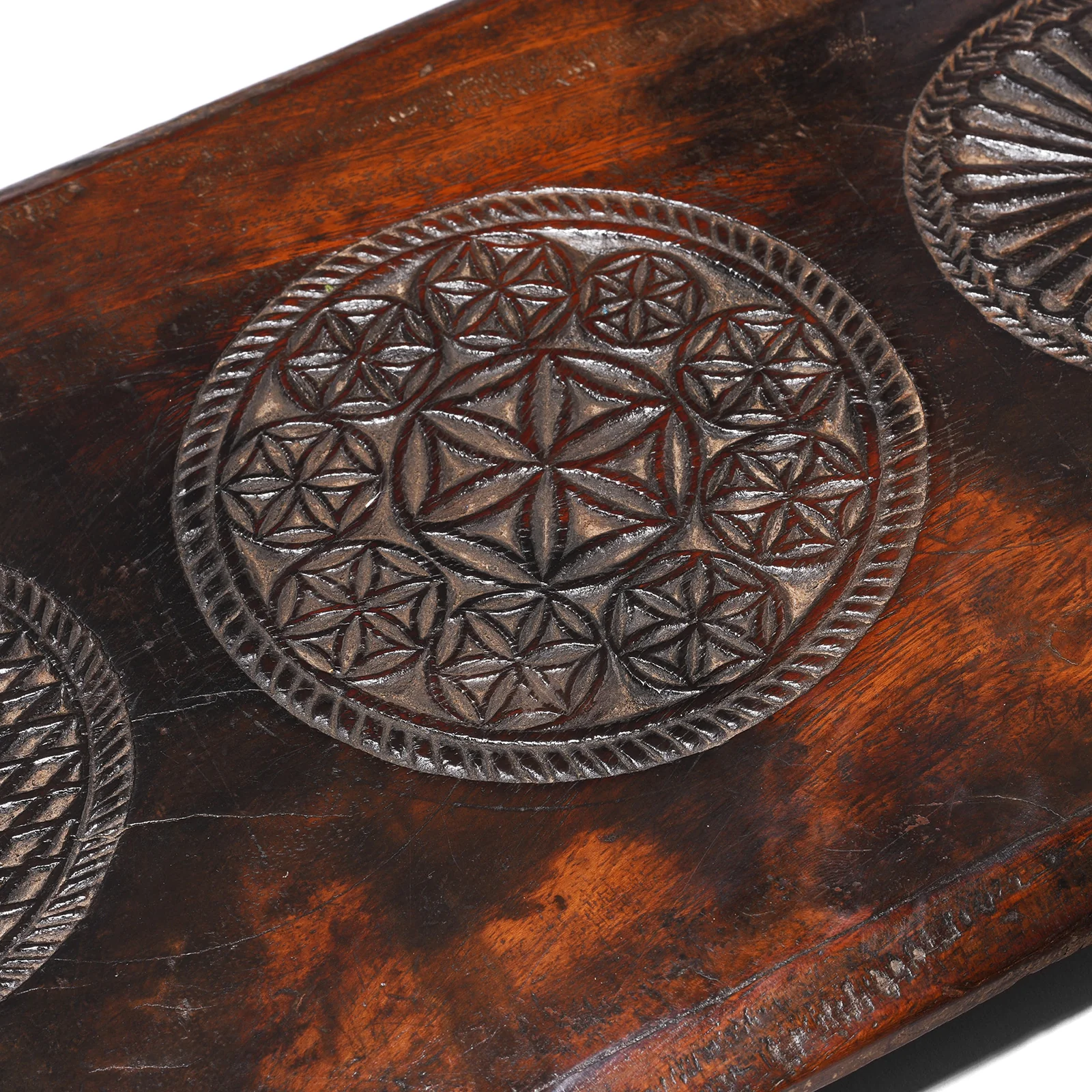 Chip Carved Teak Puja Chowki From Kutch - 19th Century - Image 3