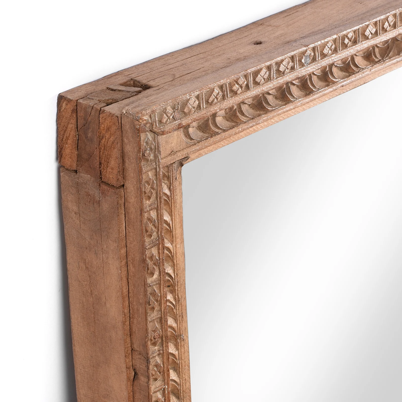 Mirror Made From An Old Shekhawati Window - 19thC (62 x 102cm) - Image 4