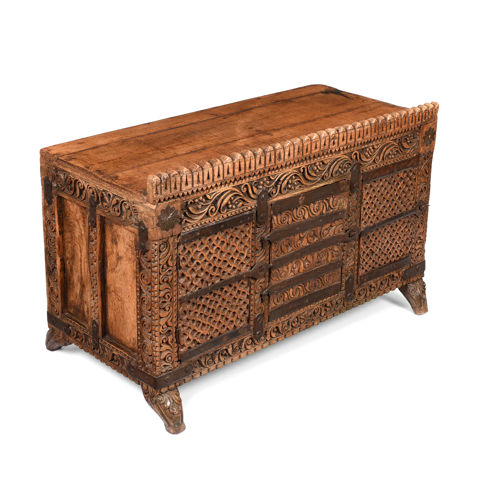 Chip Carved Indian 'Manjus' Dowry Chest From Rajasthan - 19thC - Image 3