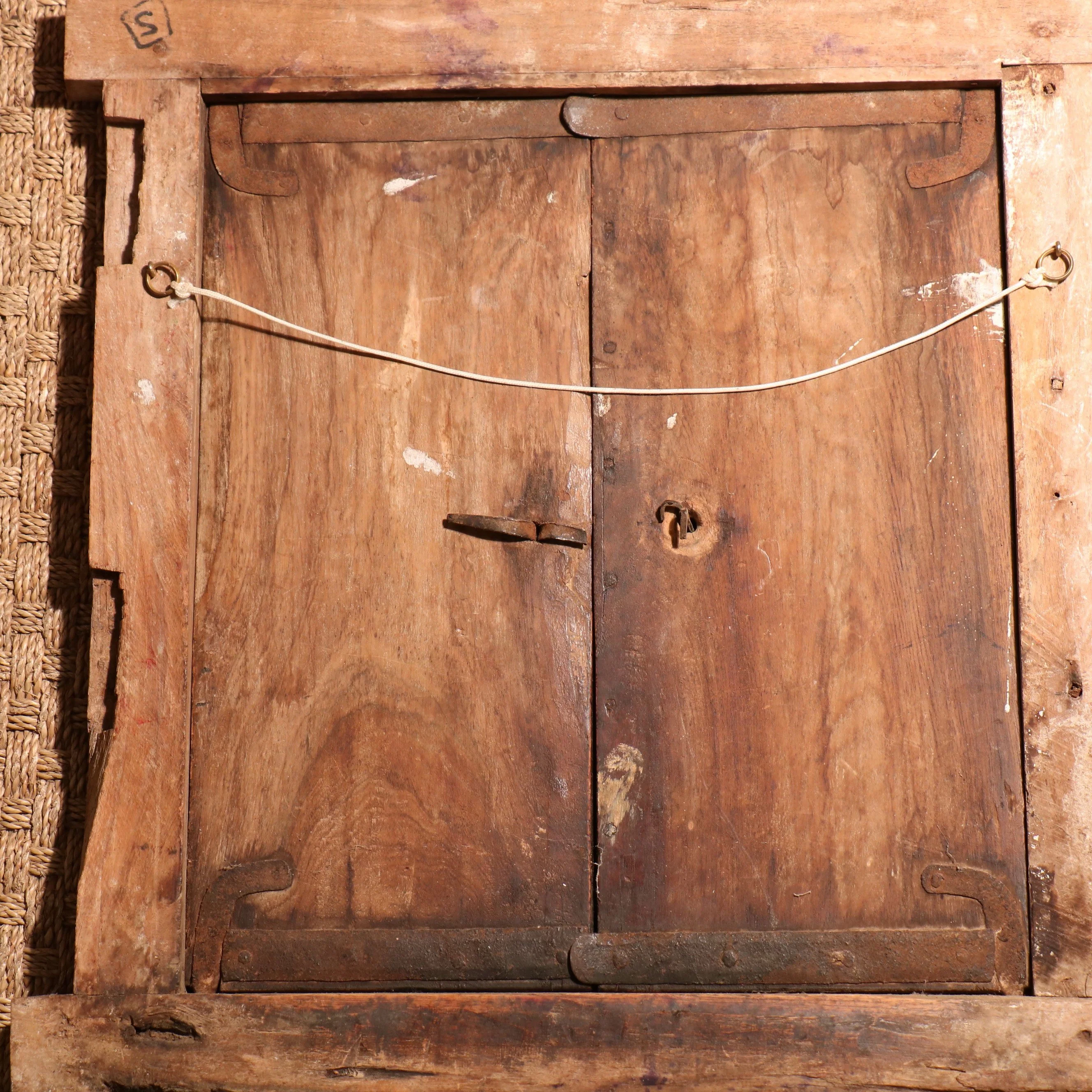 Painted Window from Bikaner, Rajasthan - 19thC - Image 4