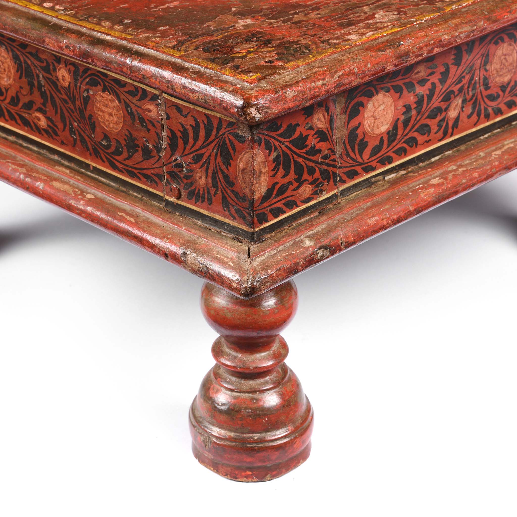 Bajot Low Prayer Table From Rajasthan - 19th Century - Image 3