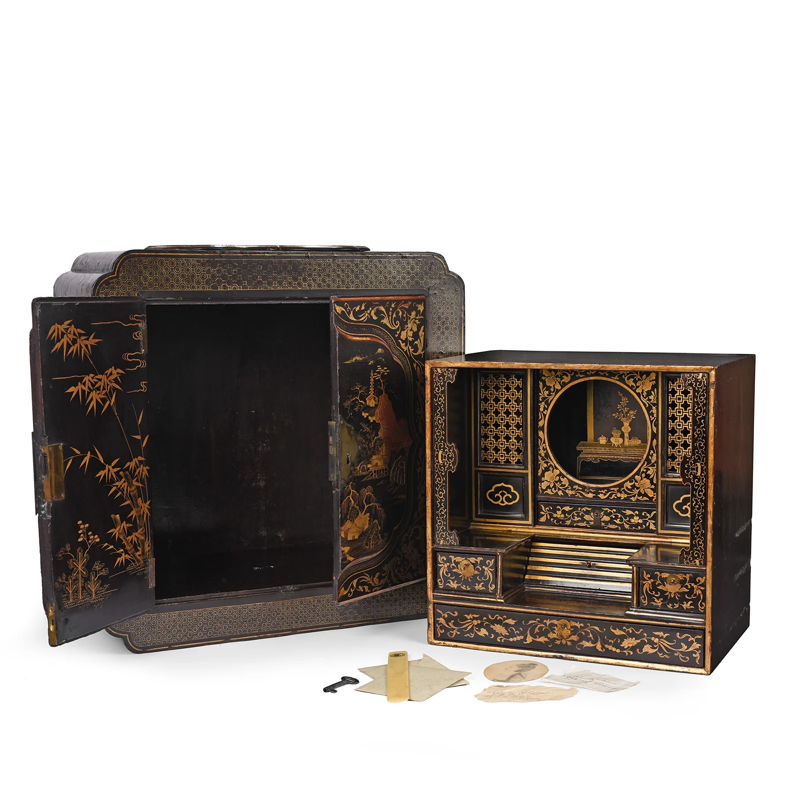 Gilt Black Lacquer Chinese Export Shrine Cabinet - Ca 1820 - Image 18