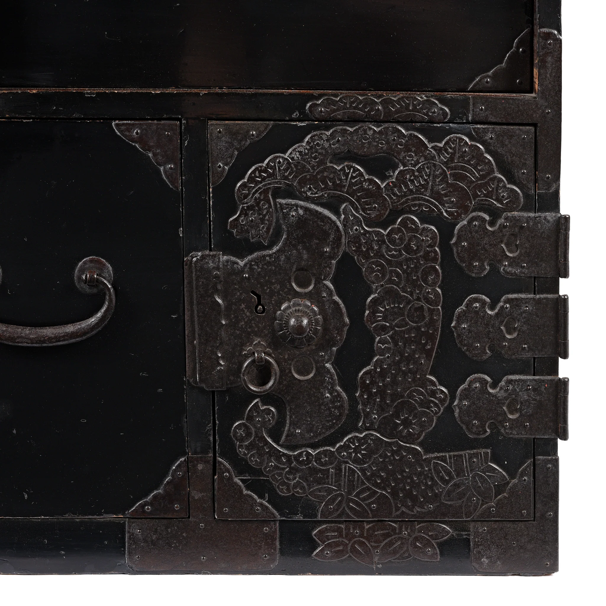 Japanese Black Lacquer Bo Dansu From Sakata - Meiji Period - Image 4