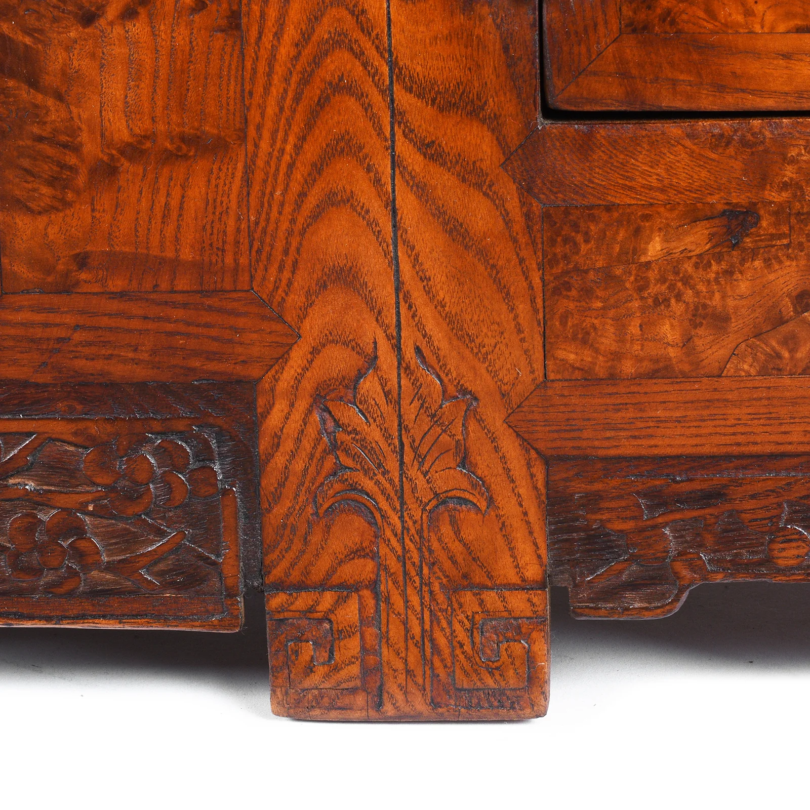 Kang Cabinet Made From Burr Elm - 19th Century - Image 10