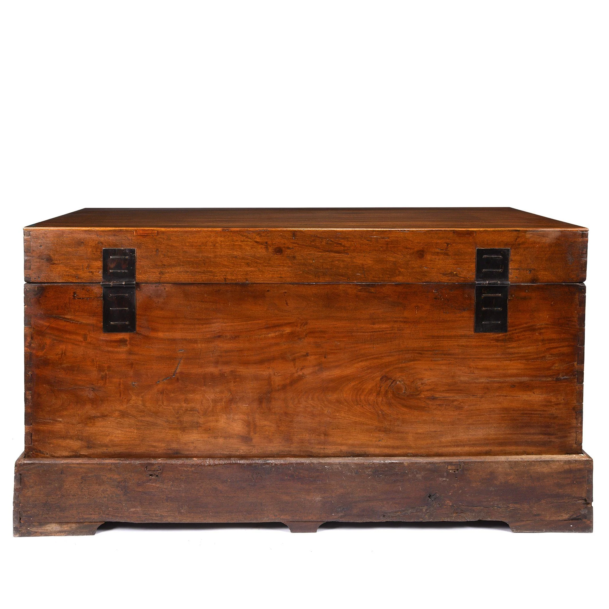Exceptionally Large Camphor Trunk From Hebei - 19th Century - Image 10