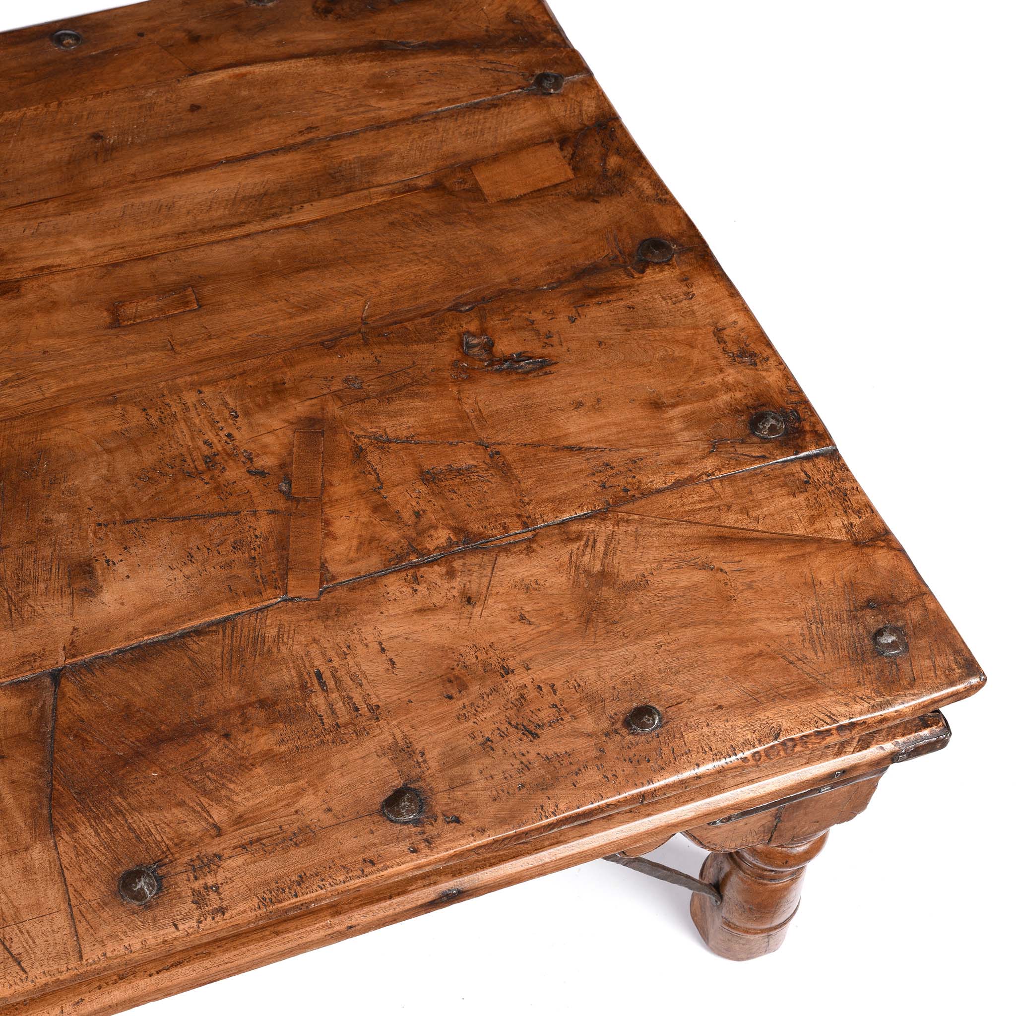 Carved Acacia Wood Takhat Table From Rajasthan - 19thC - Image 7