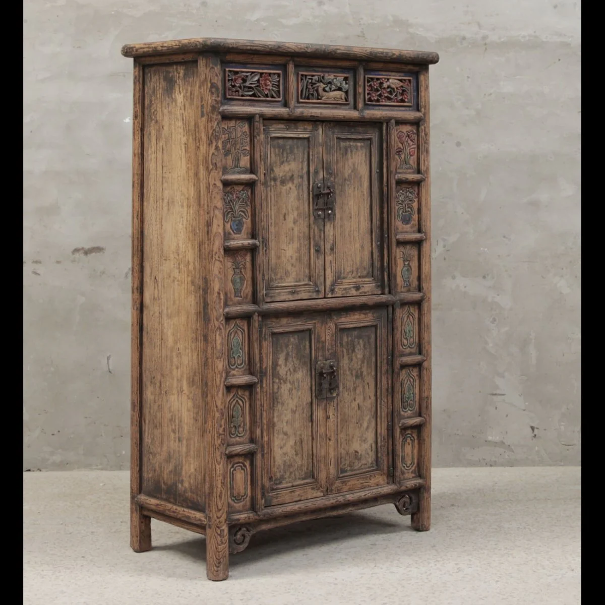 Carved Chinese Storage Cabinet from Shanxi - 19thC - Image 2