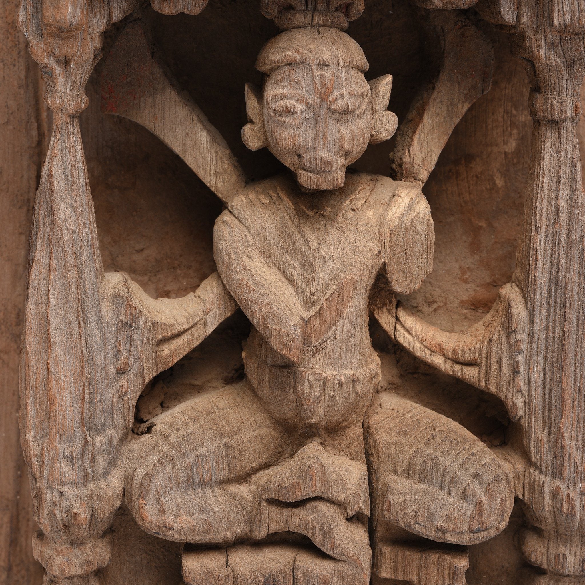 Carved Teak Panel Of Durga From Gujarat - 19thC - Image 4