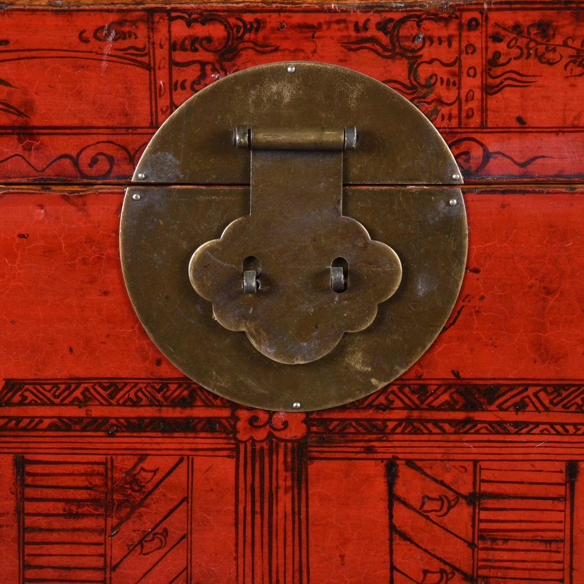 Red Lacquer Chinese Chest From Gansu - 19thC - Image 4