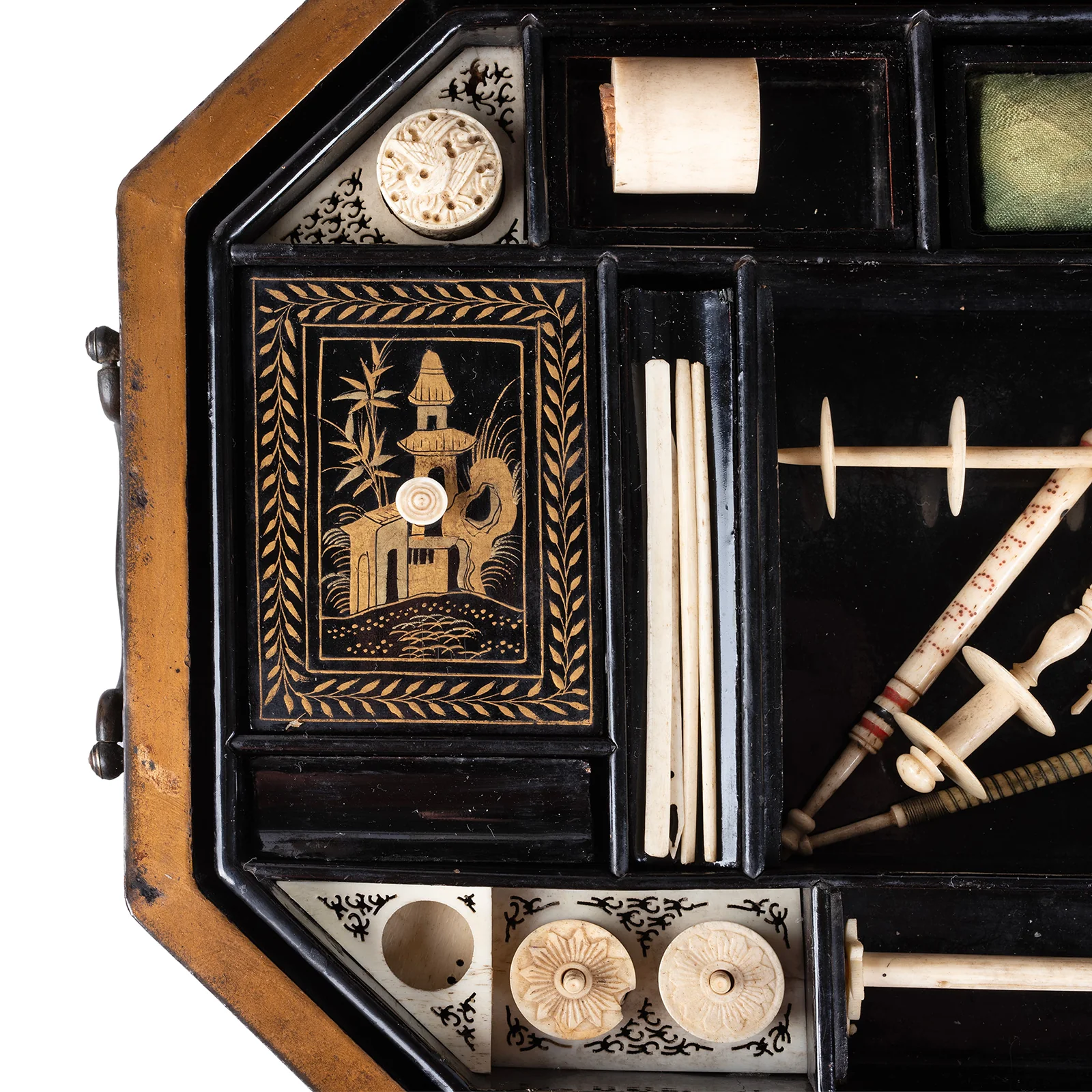 Canton Export Black Lacquer Sewing Box - Qing Dynasty - Image 6