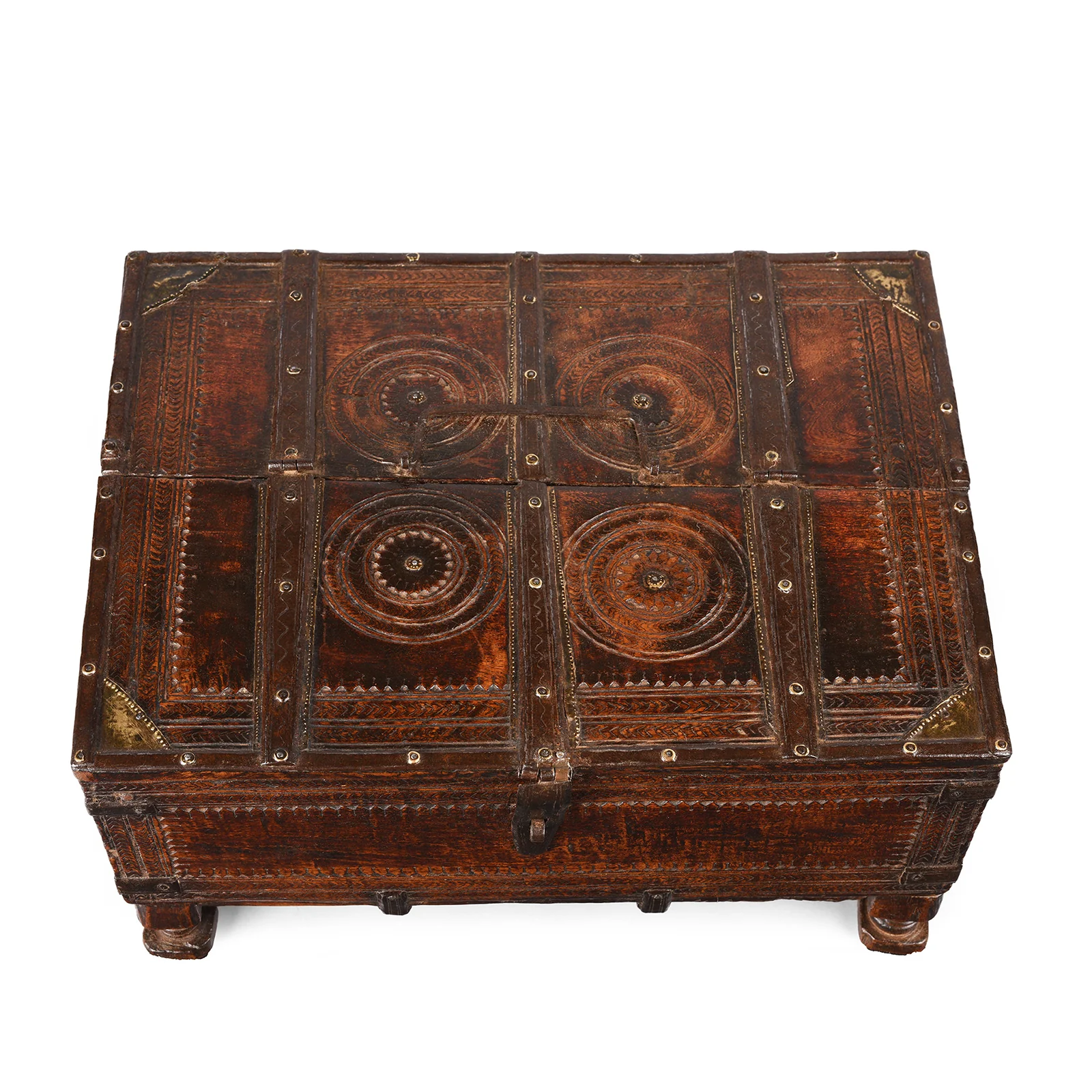 Chip Carved  Indian Merchants Box - 19th Century - Image 3