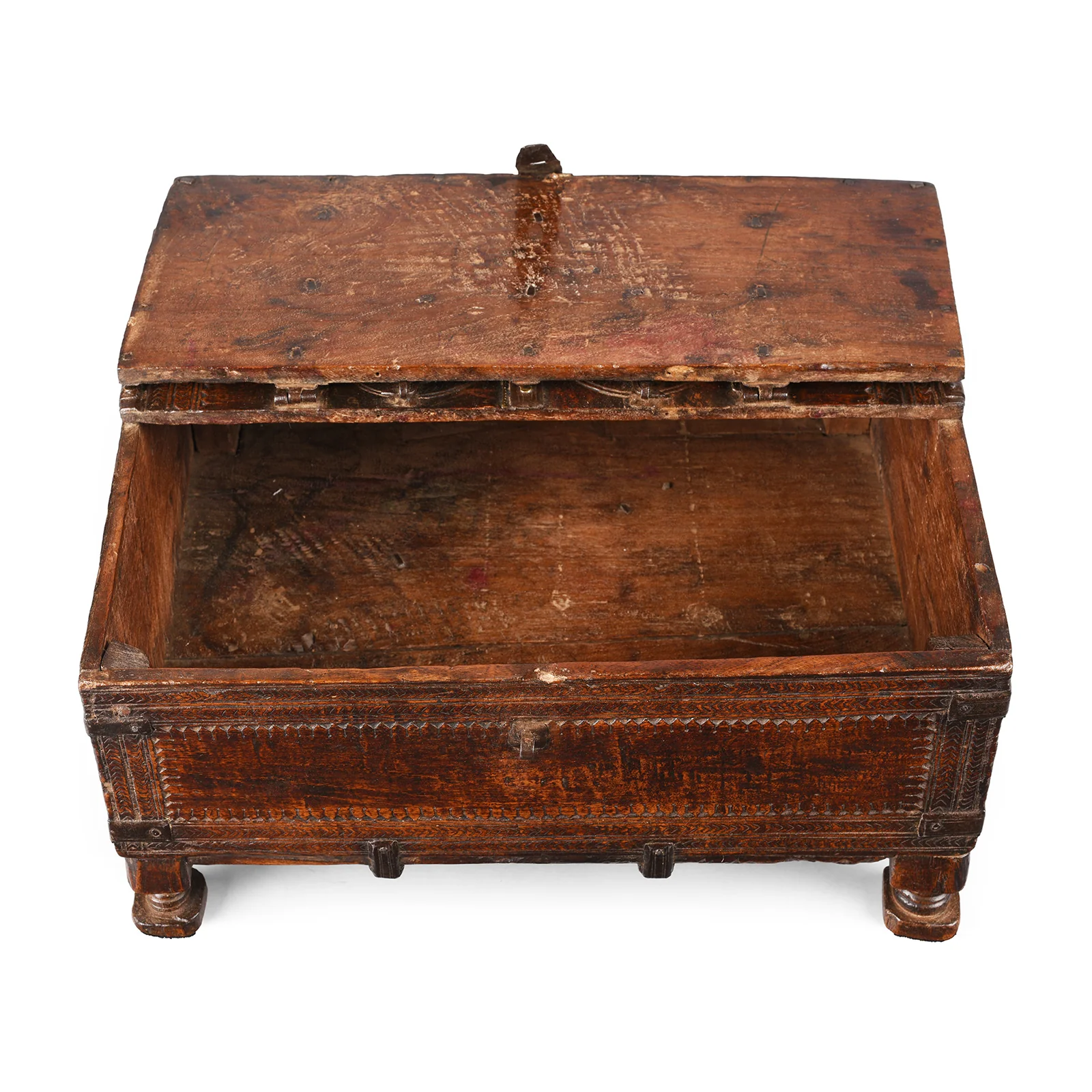 Chip Carved  Indian Merchants Box - 19th Century - Image 4