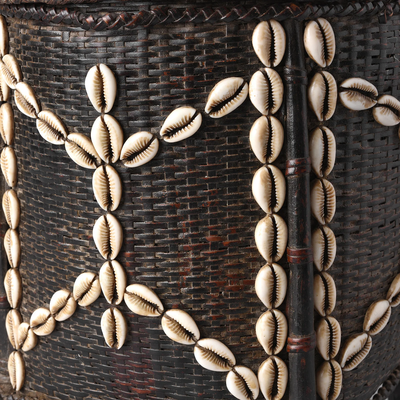 Vintage Tribal Cowrie Shell Basket - From Nagaland - Ca 1930 - Image 6
