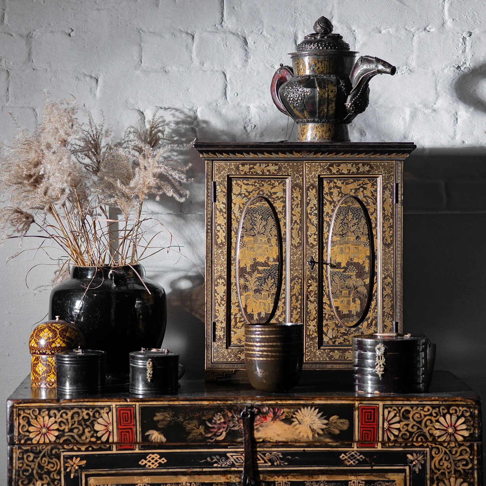 Gilt Black Lacquer Chinese Export Table Cabinet - Early 19th Century
