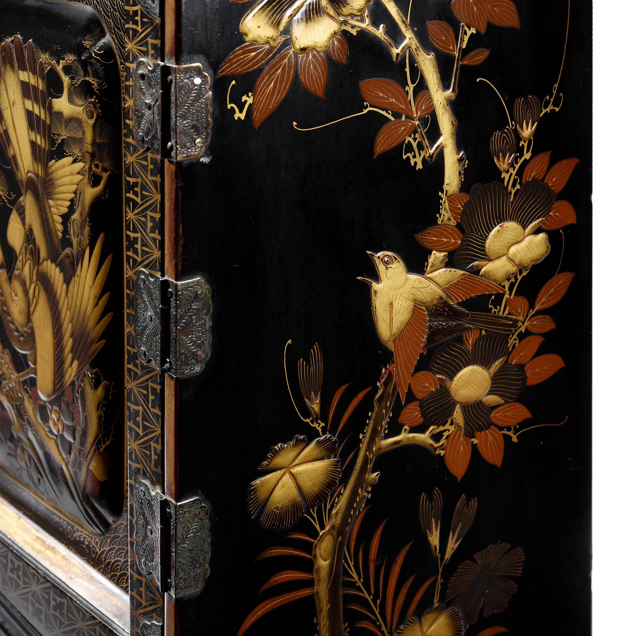 Gilt Japanese Black Lacquer Kodansu Jewellery Cabinet - Meiji Period - Image 20