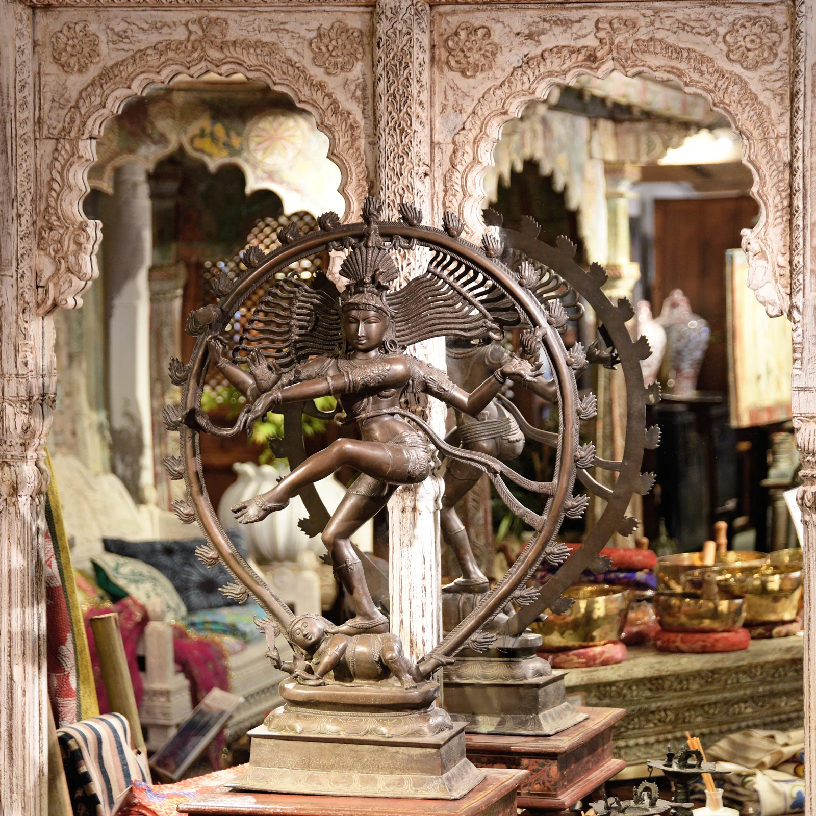 Indian Double Arch Mirror - 19thC (148 x 223cm) - Image 2
