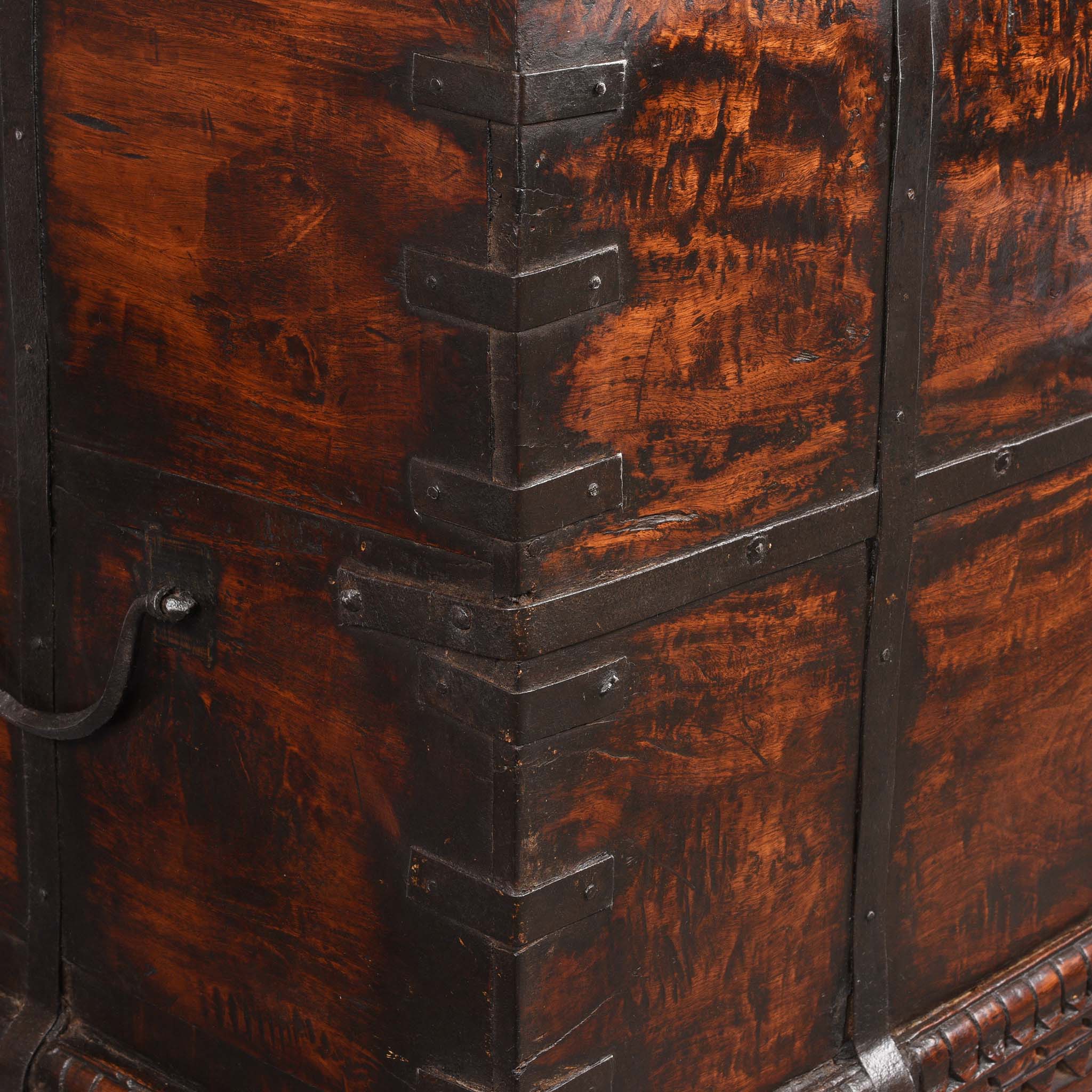 Iron Bound Teak Chest From Gujarat - 19thC - Image 11