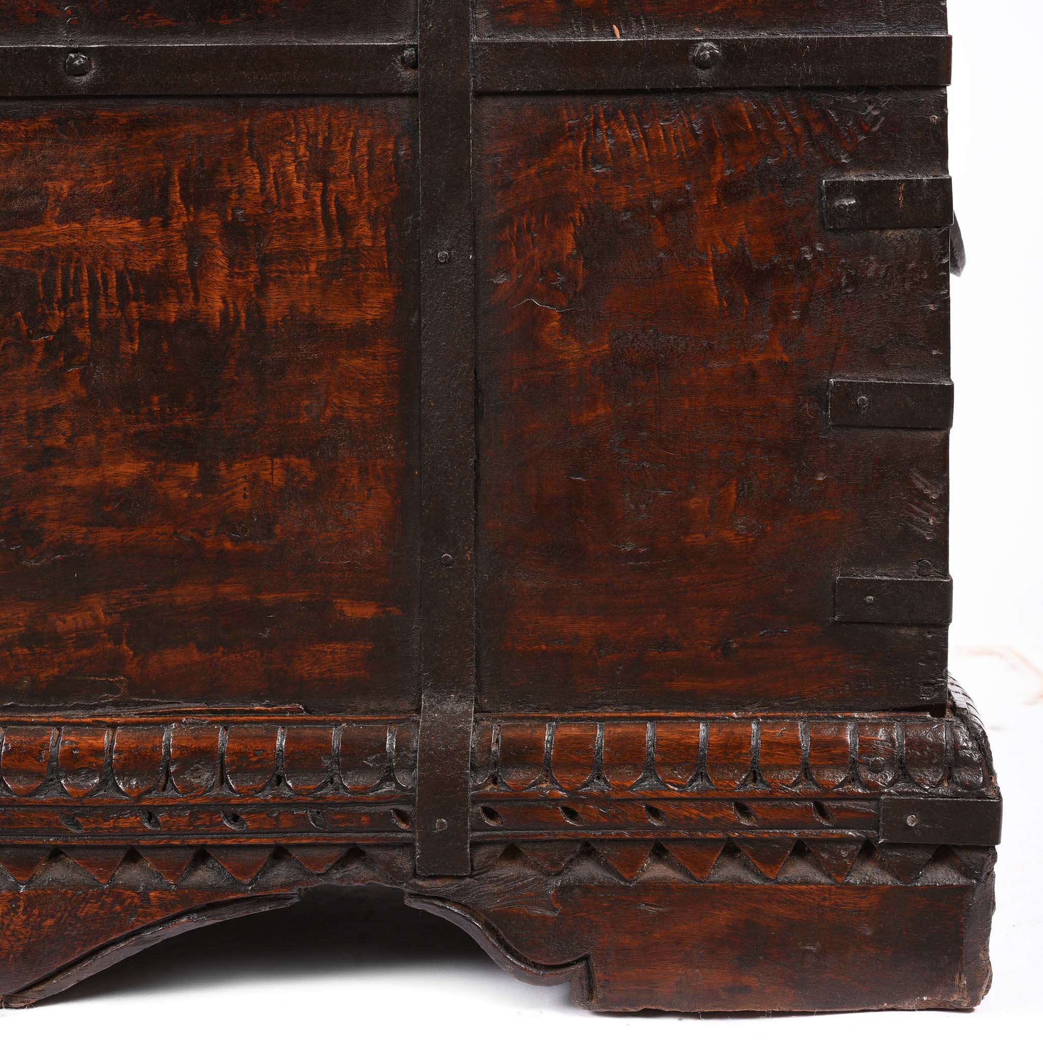 Iron Bound Teak Chest From Gujarat - 19thC - Image 8