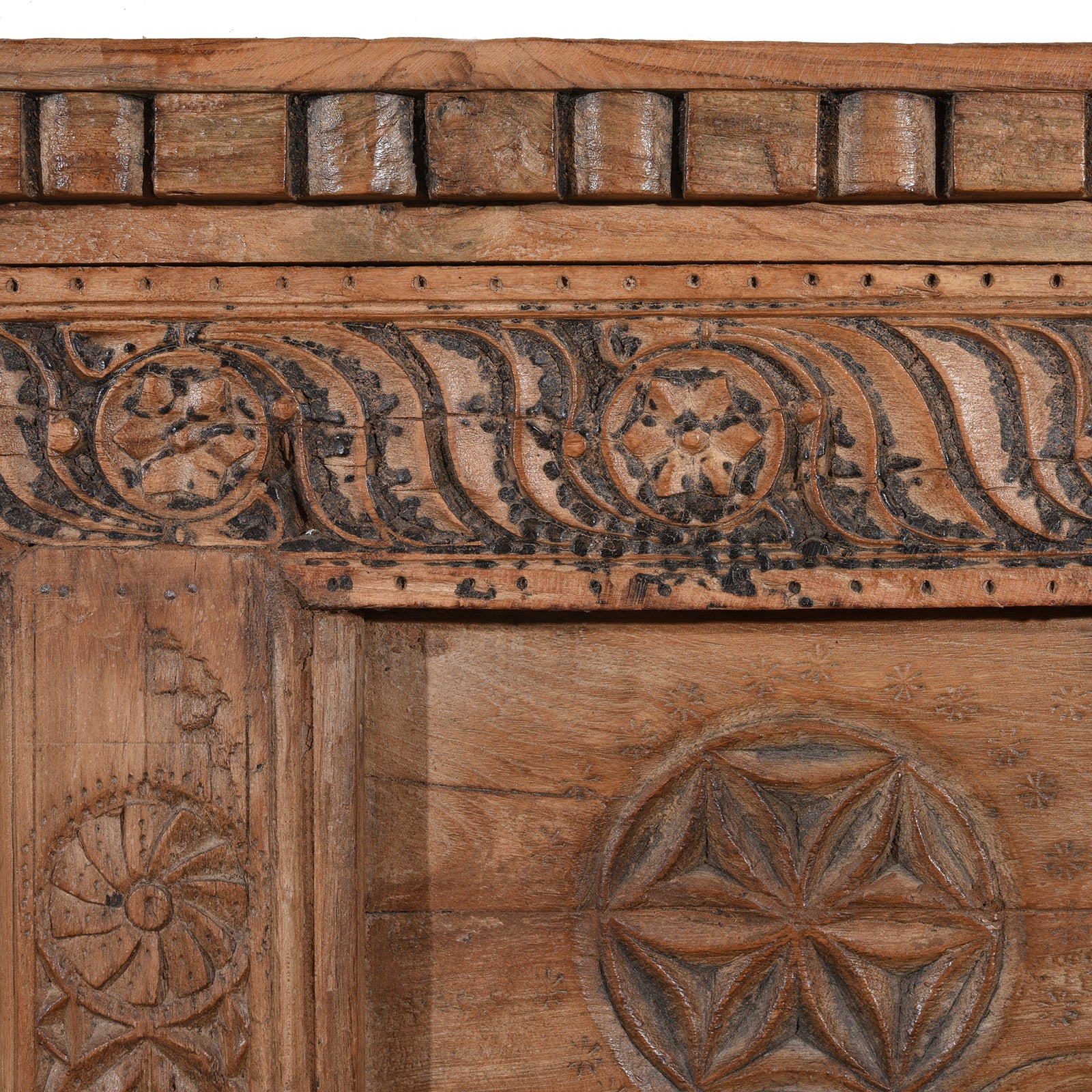 Triple Arch Mirror From Madya Pradesh - 19thC (254 x 186cm) - Image 6