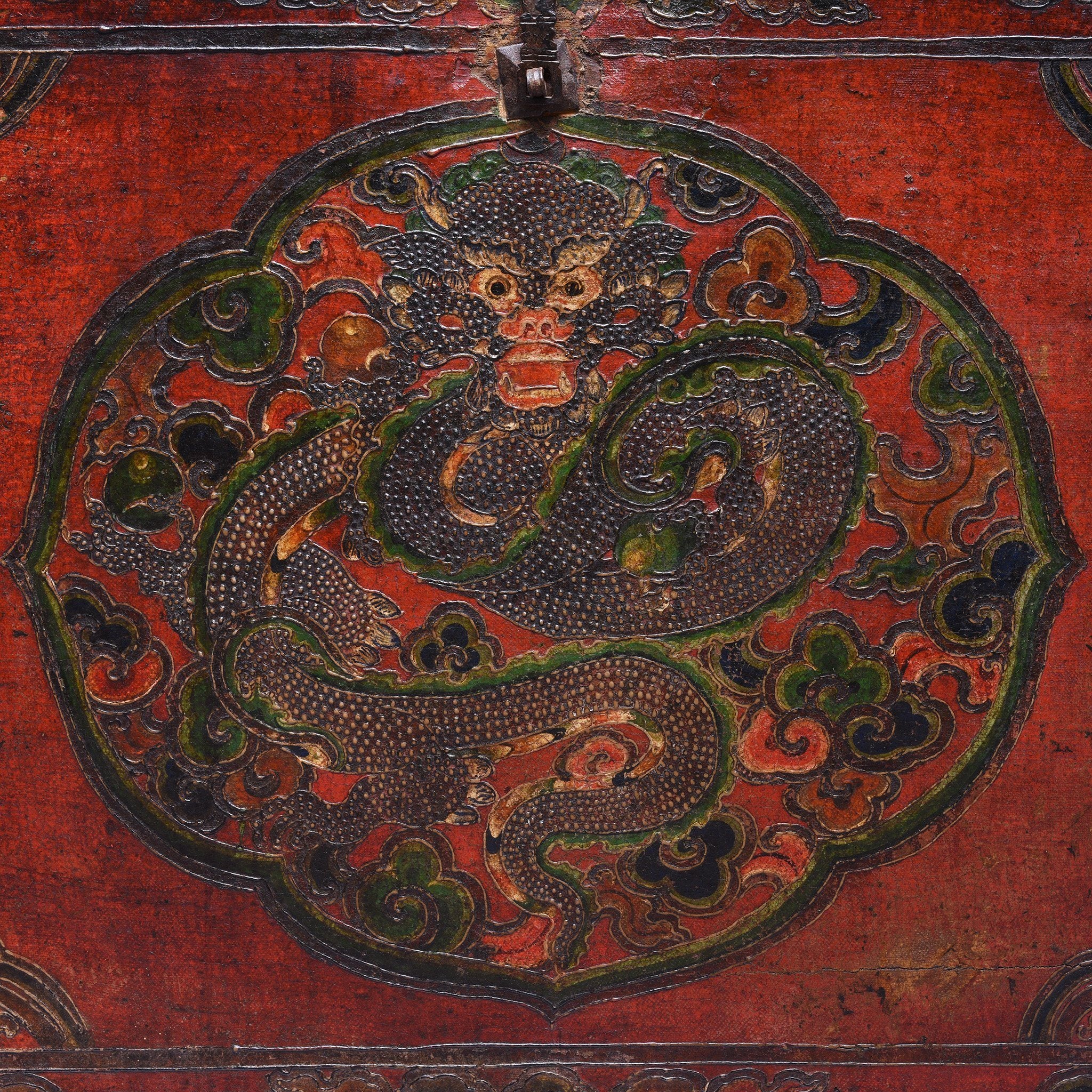 Large Painted Tibetan Dragon Storage Chest - 18thC - Image 2