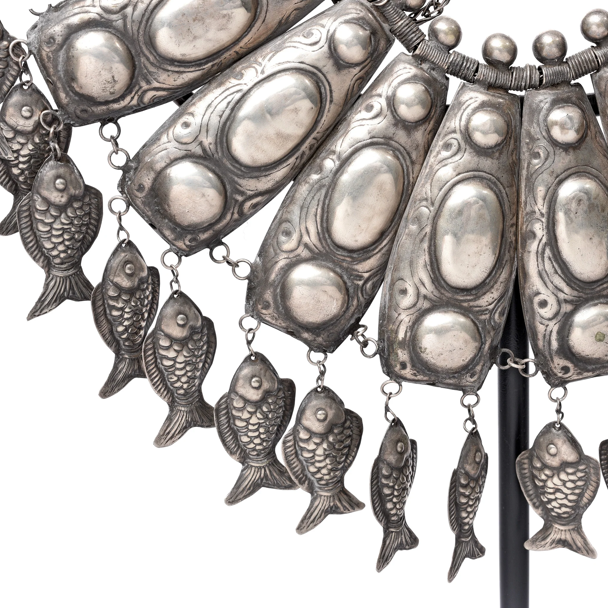 Miao Tribal White Metal Necklace on Iron Stand - Image 3