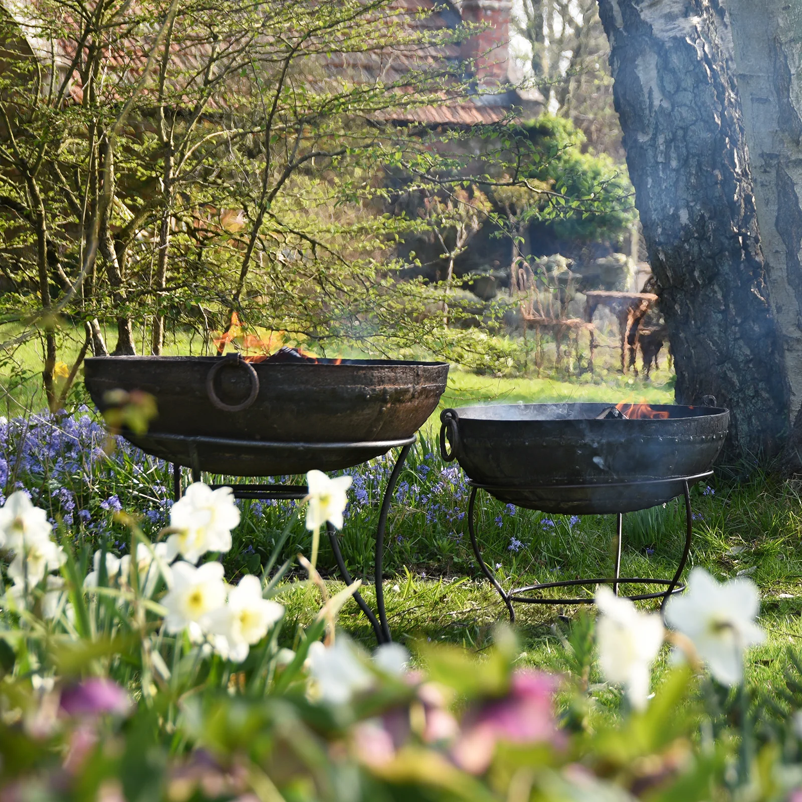 Old 1920's Kadai - Indian Fire Bowl On Stand From Rajasthan - 79cm - Image 2