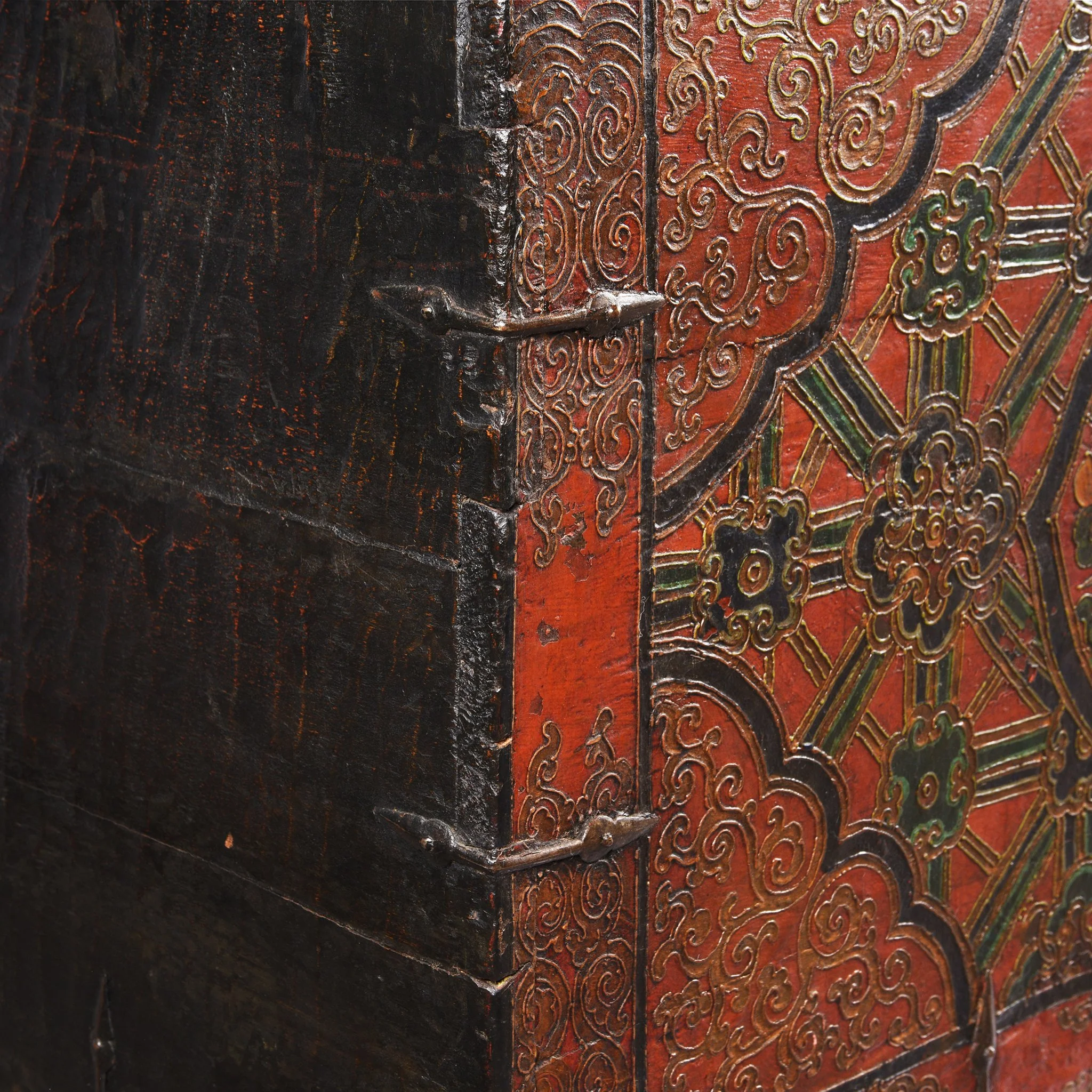 Old Painted Tibetan Chest With Later Painting - 19thC - Image 6
