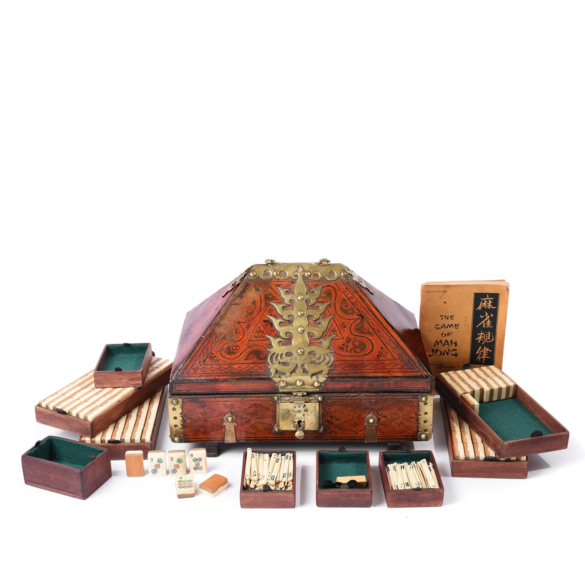 Painted Betel Nut Box With Mahjong Set From Kerala - 19thC - Image 3