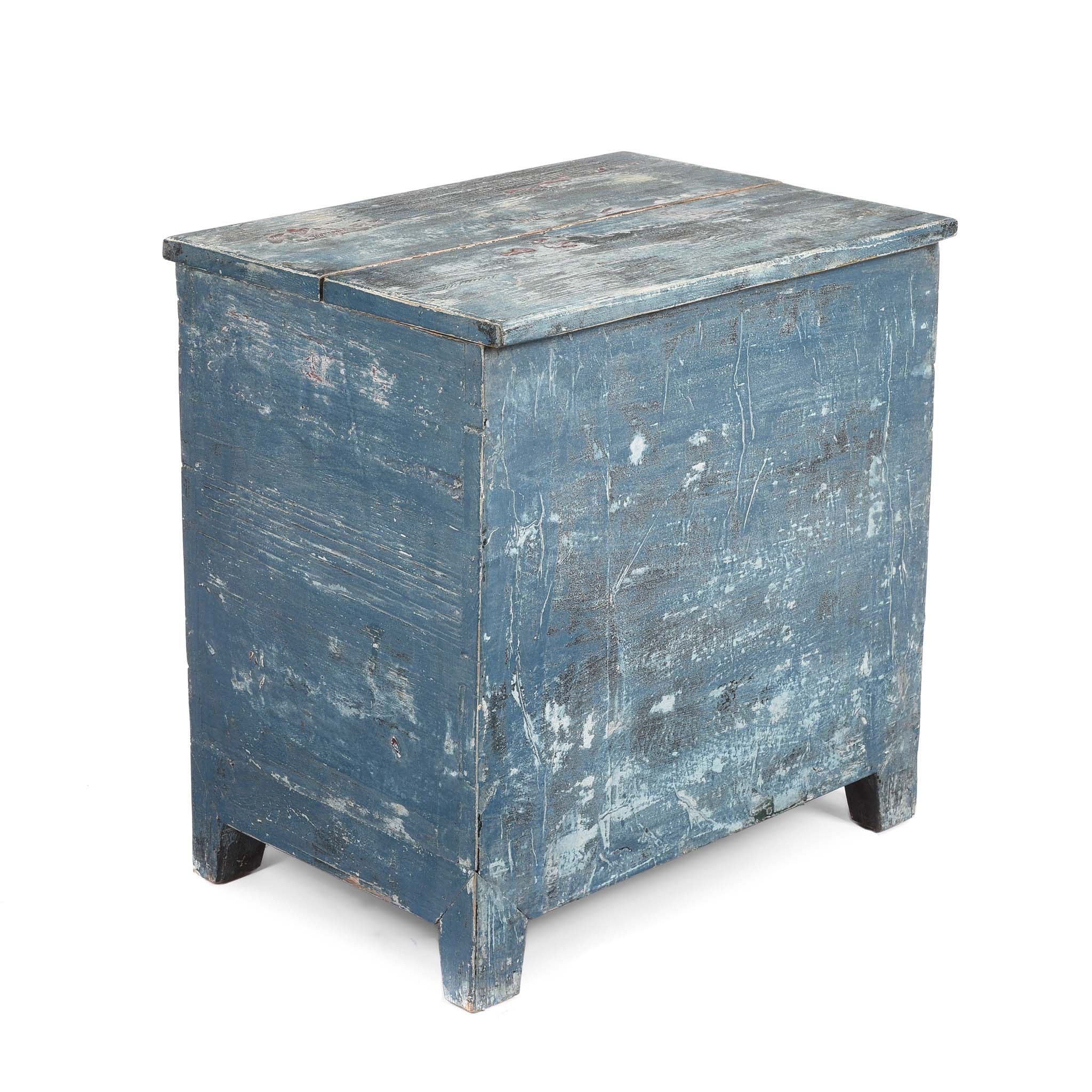 Painted Blue Storage Chest from Mongolia - Early 20thC - Image 5