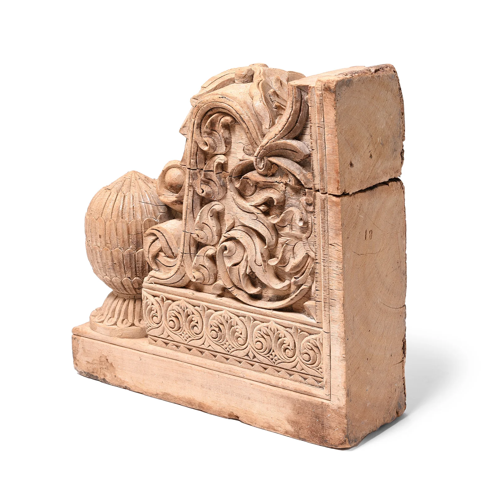 Pair of Carved Teak Corbels From Maharashtra - 19th Century - Image 5