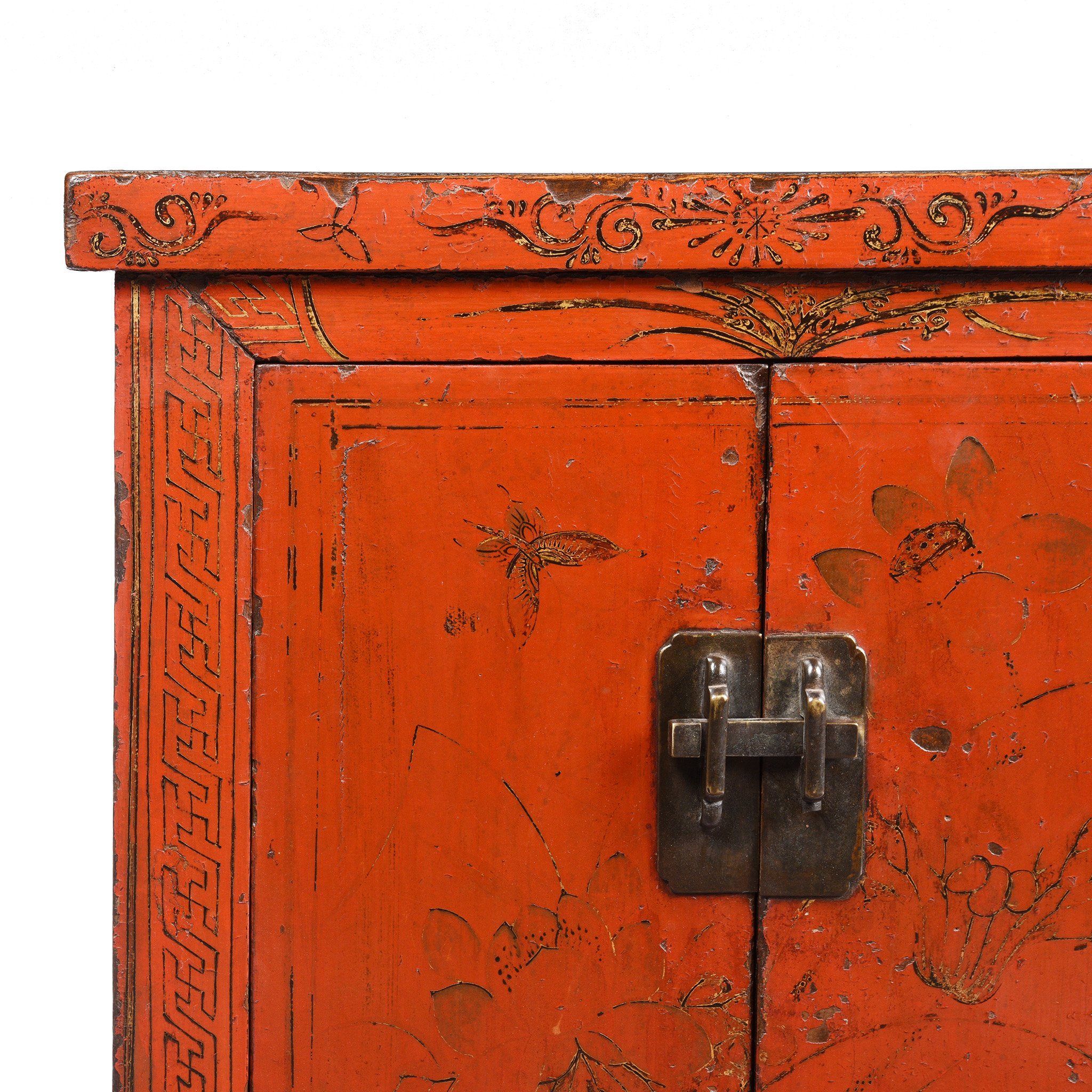 Chinese Red Lacquer Bedside Cabinet from Shanxi - Early 19thC - Image 2