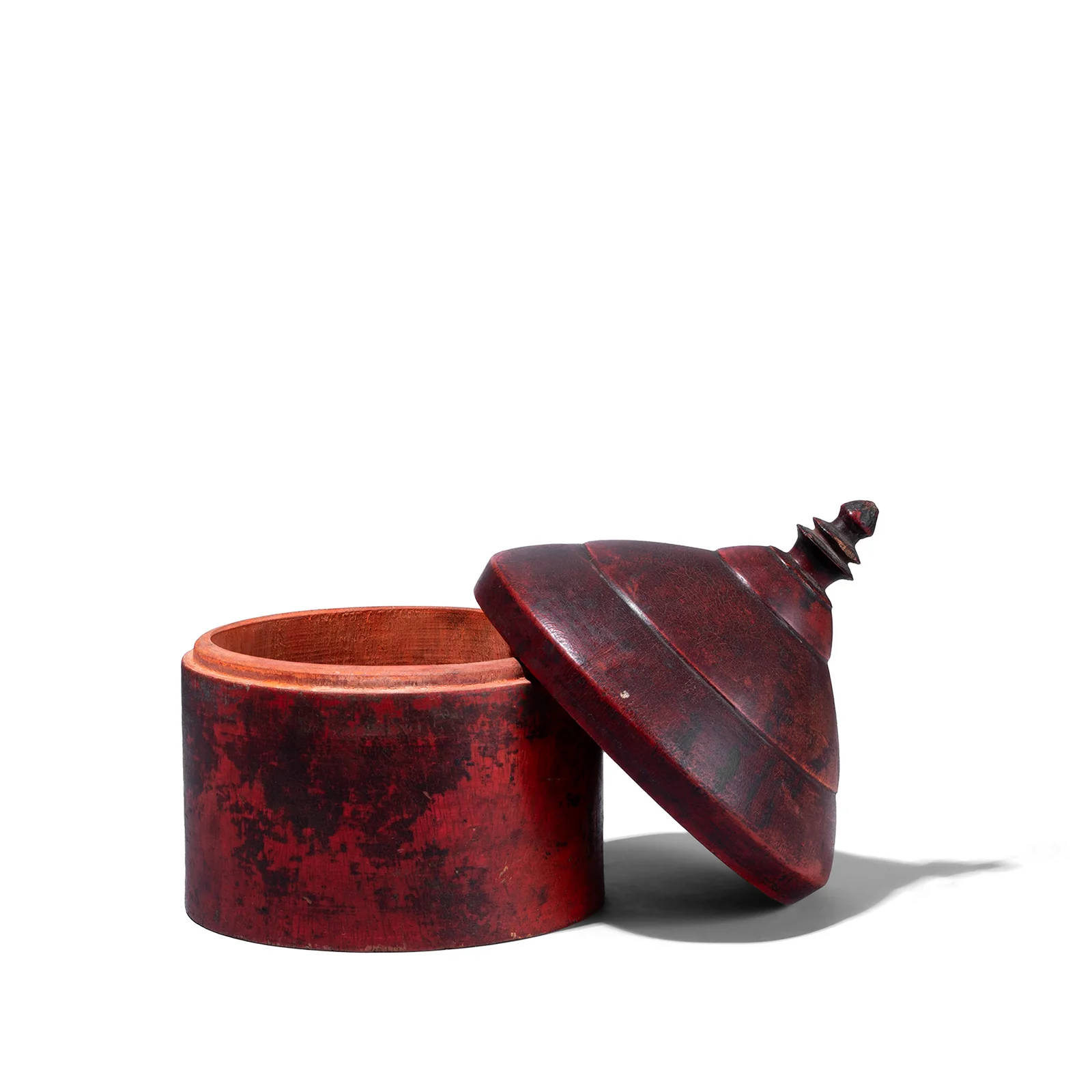 Red Lacquer Pot From Uttar Pradesh - Ca 1930 - Image 4