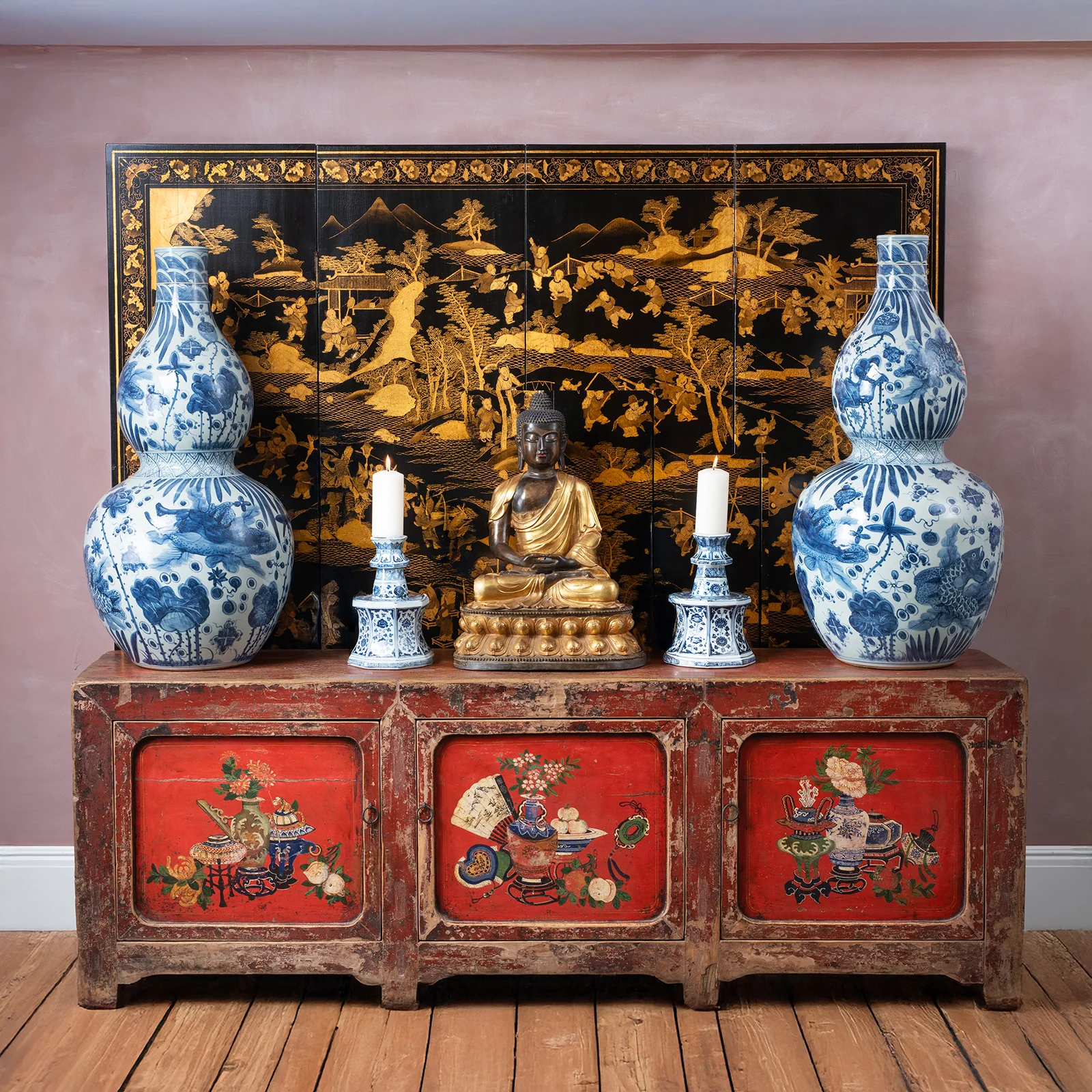Red Painted Gansu Sideboard - Early 19th Century