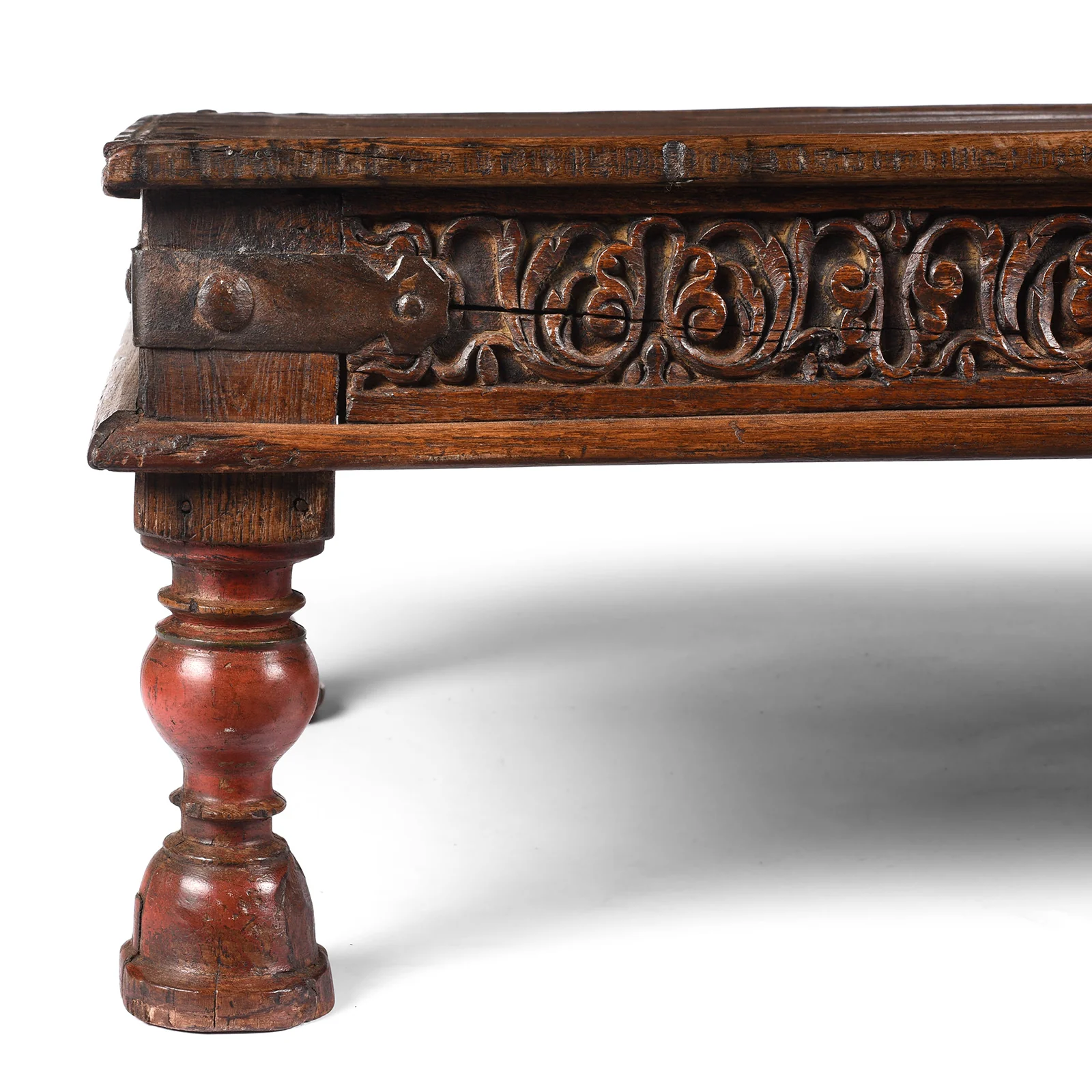 Small Takhat Table From Gujarat - 19th Century - Image 2