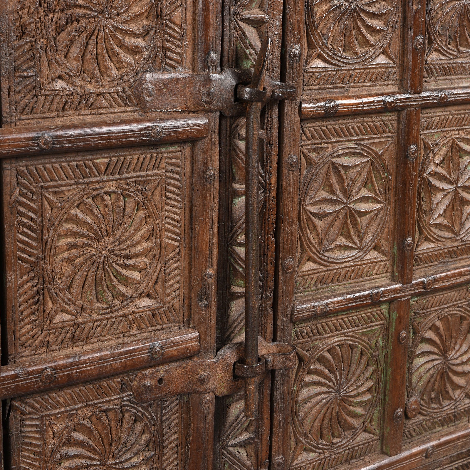 Teak Majus Dowry Chest From Saurashtra - 19th Century - Image 7