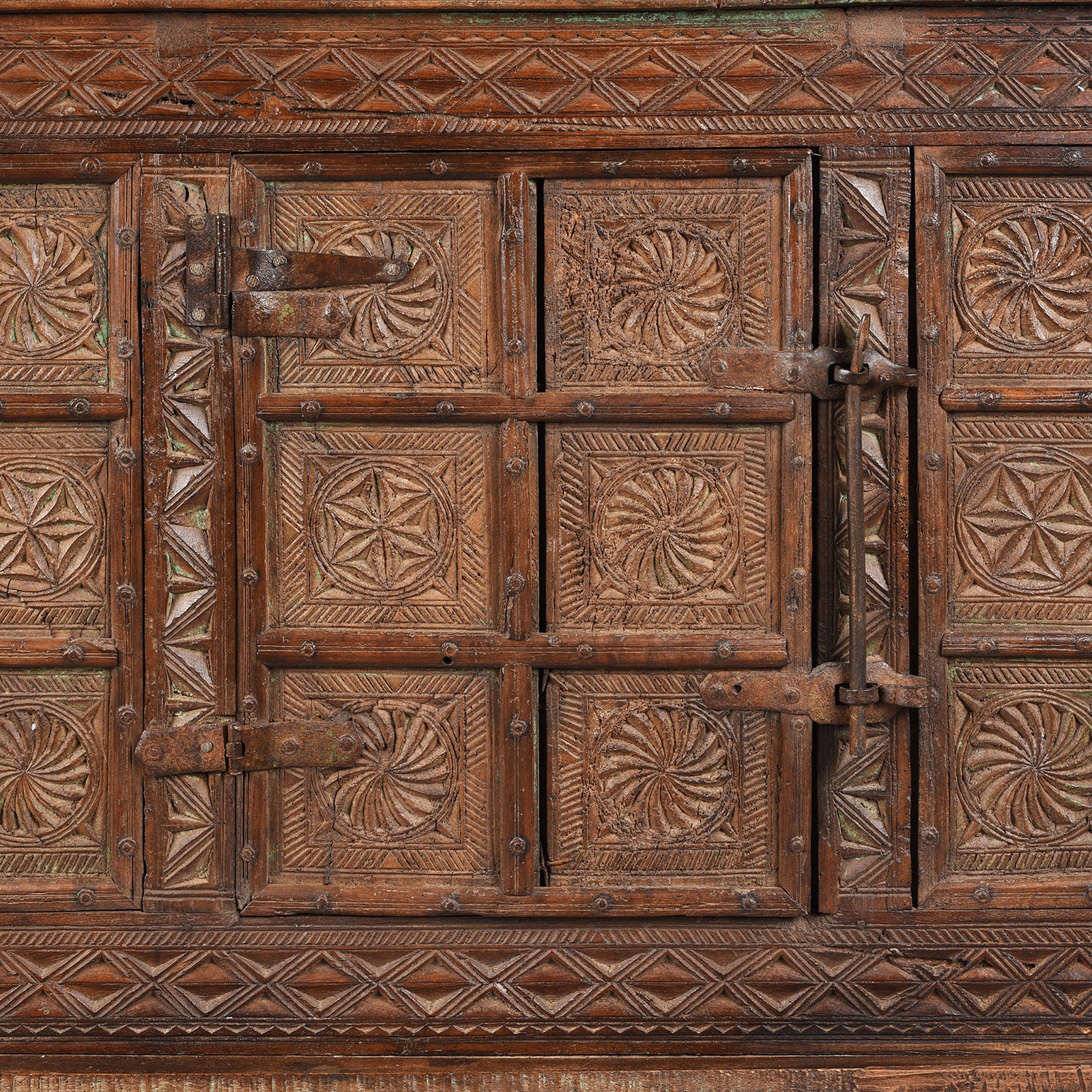Teak Majus Dowry Chest From Saurashtra - 19th Century - Image 9