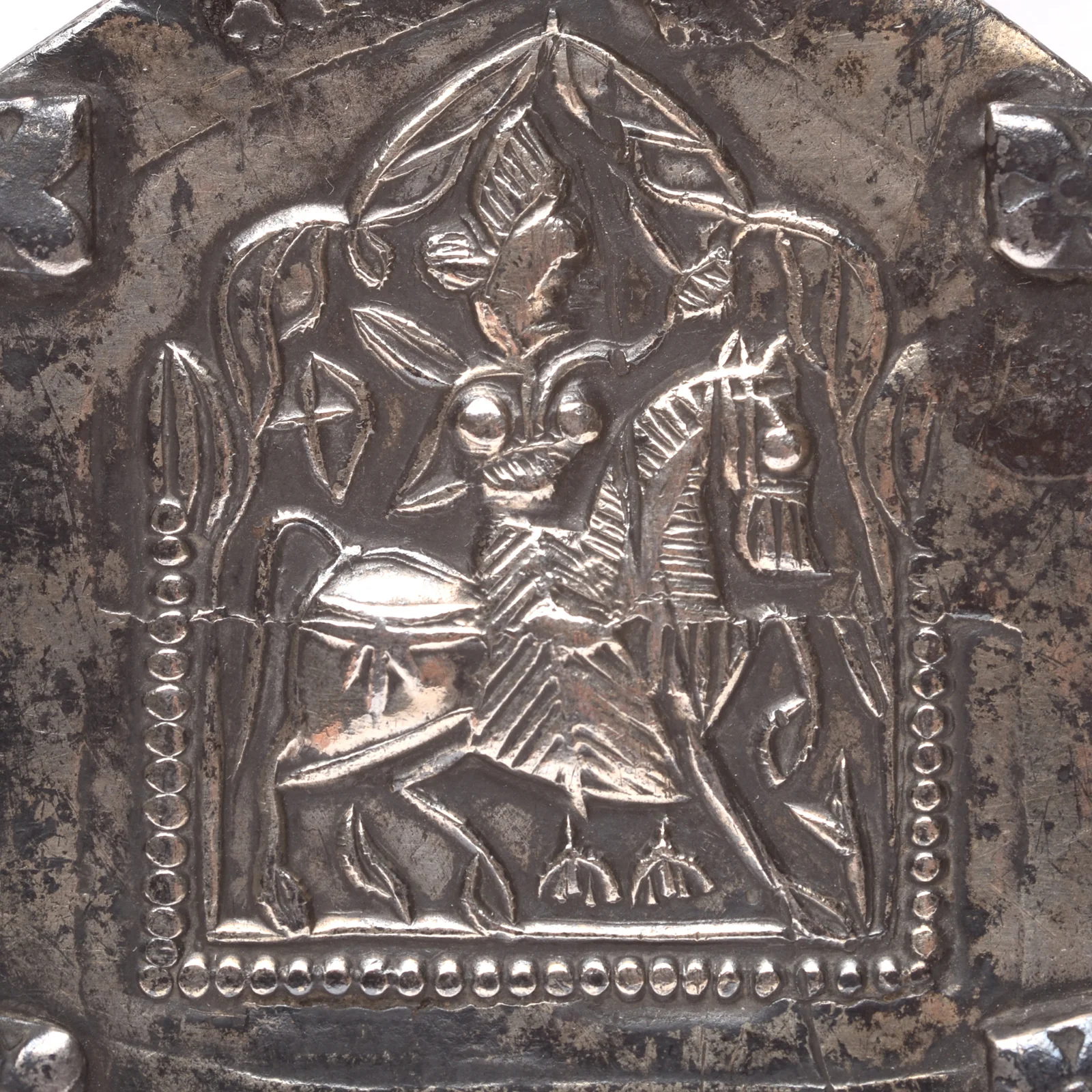 Tribal Silver Ramdeoji Amulet from Rajasthan - 19th Century - Image 2